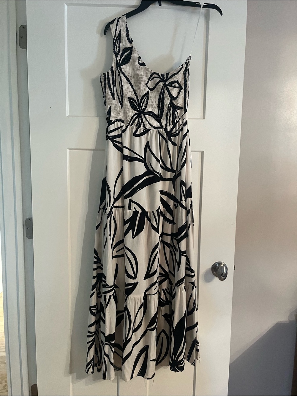 One shoulder maxi dress, women’s medium